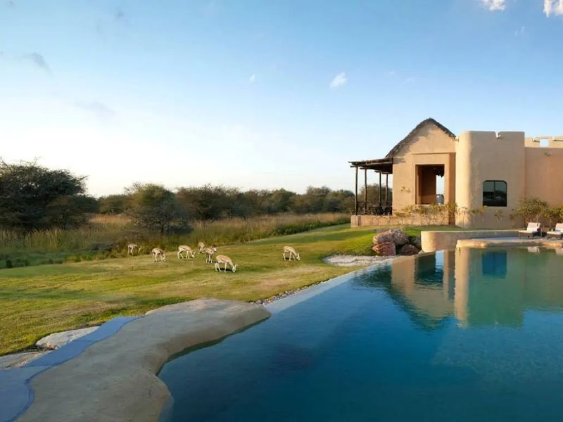 Anantara Al Sahel Villa Resort