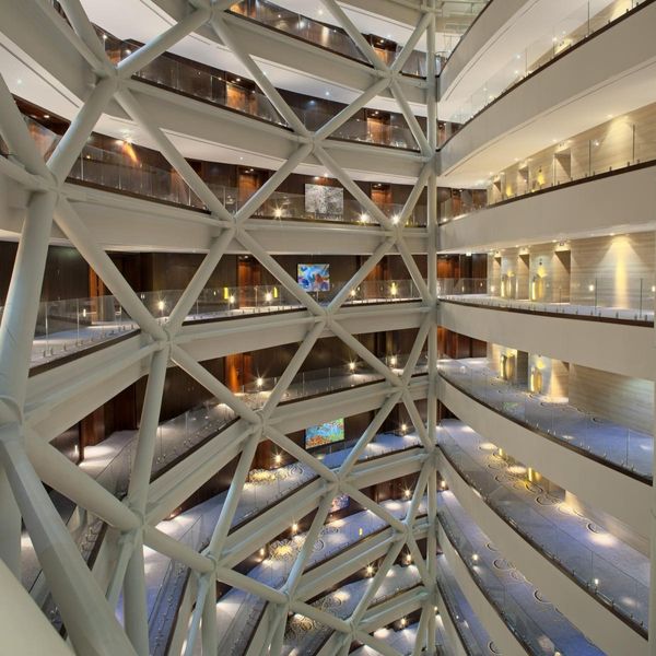 Andaz Capital Gate Abu Dhabi – 2026-06-03 - Zdjęcie 2