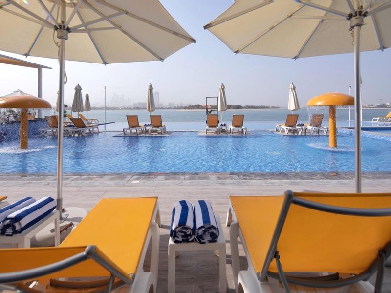 C Central Resort The Palm