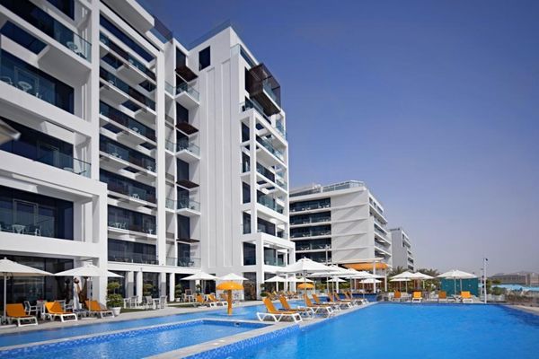 C CENTRAL RESORT
