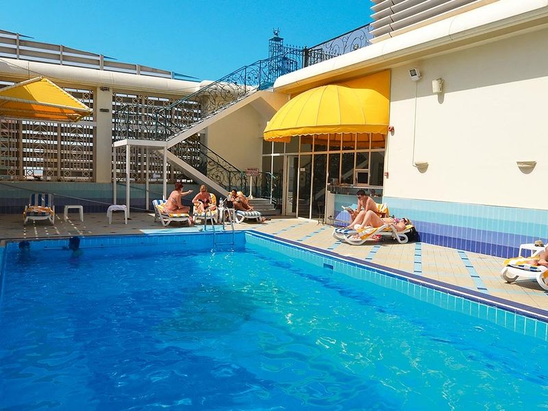 Copthorne Downtown (ex. Holiday Inn Downtown Abu Dhabi)