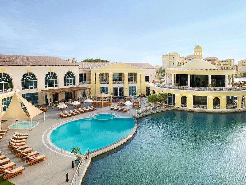 Courtyard Dubai Green Community 4*