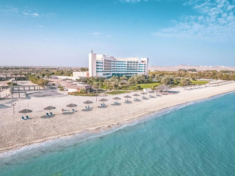 Danat Resort Jebel Dhanna