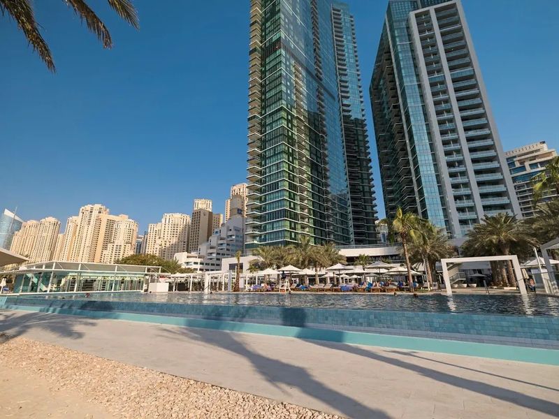 DoubleTree by Hilton Dubai - Business Bay 4*