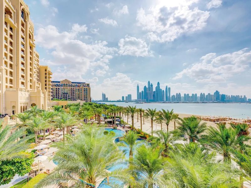 Fairmont The Palm 5*