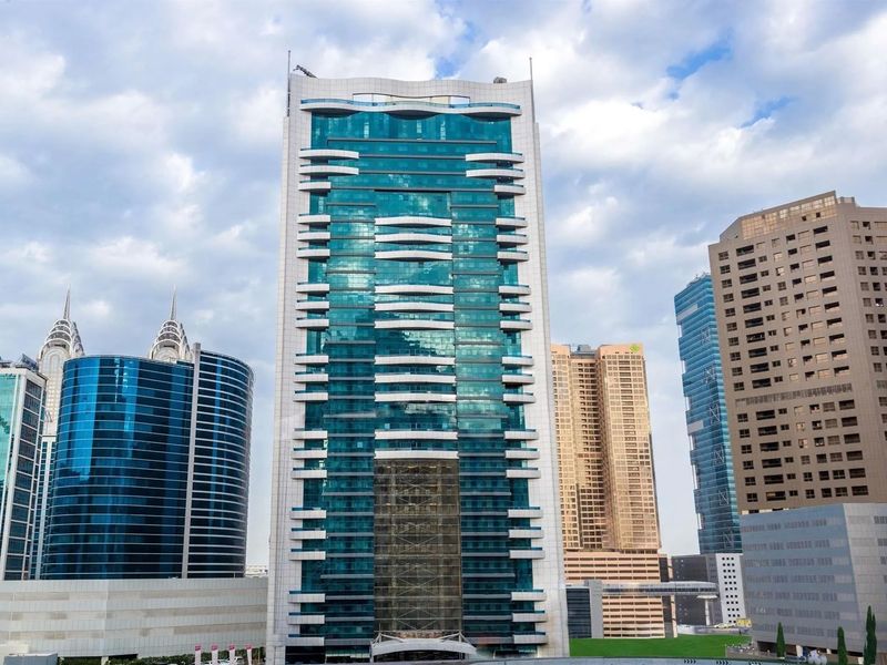 First Central Apartments 4*