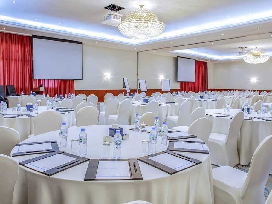 centrum biznesowe, sale konferencyjne