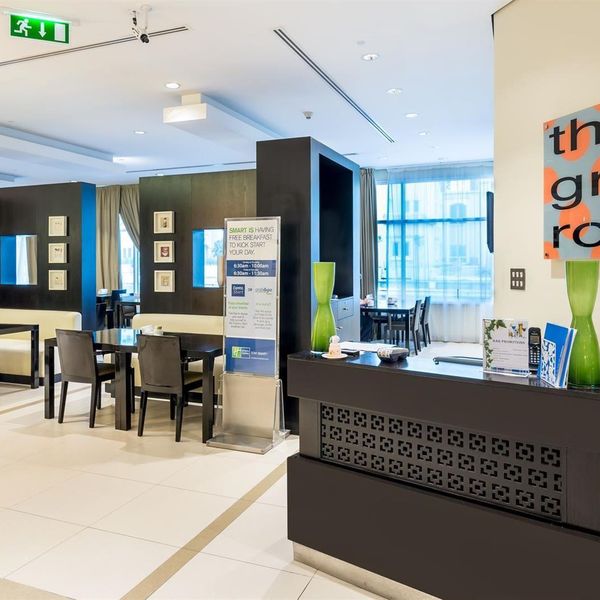 Holiday Inn Express Internet City – 2026-06-10 - Zdjęcie 2