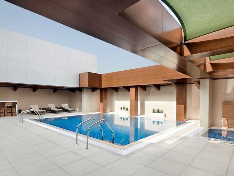 Hyatt Place Baniyas Squar 4*