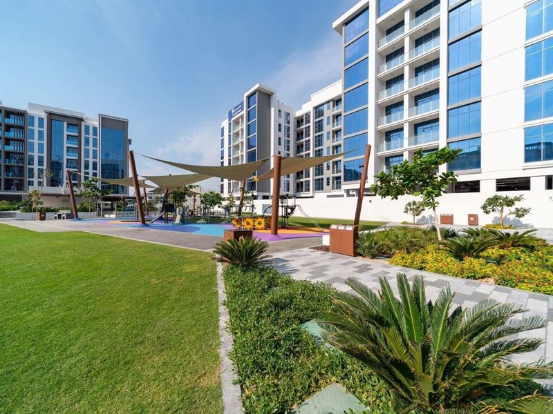Hyatt Place Dubai Jumeirah 4*