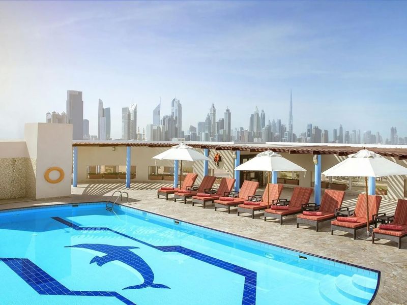 Jumeira Rotana 4*