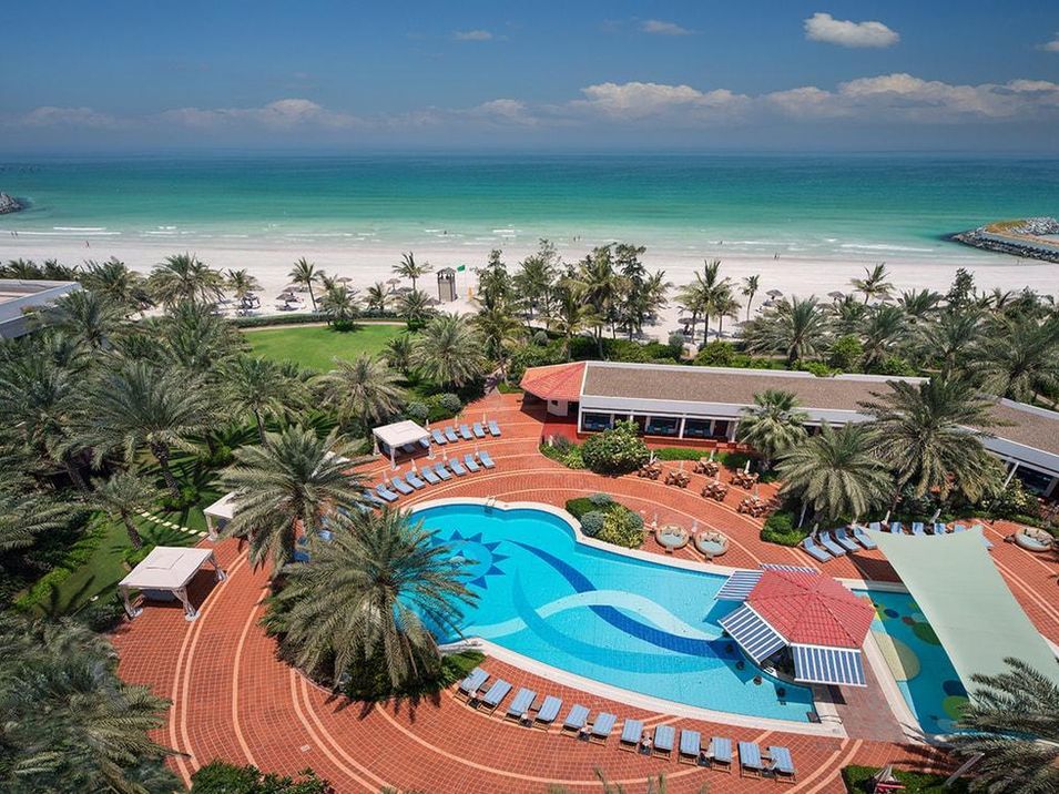 teren hotelu, basen, plaża