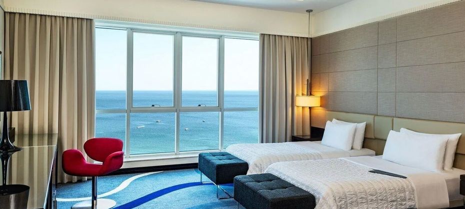 Le Meridien Al Aqah Beach Resort
