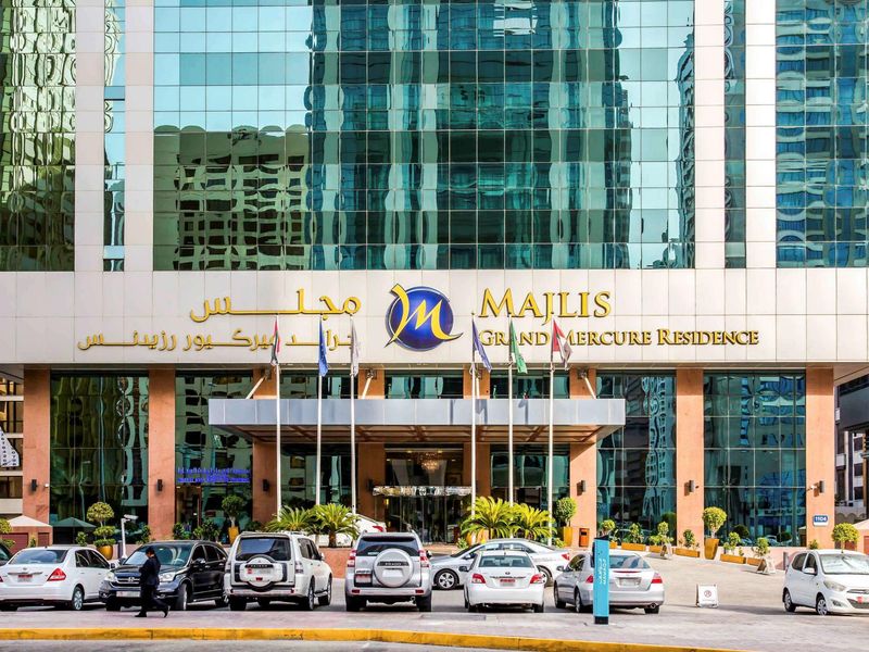 Majlis Grand Mercure Residence Abu Dhabi 5*