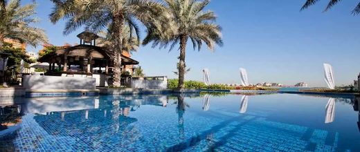 Movenpick Jumeirah Lakes Towers