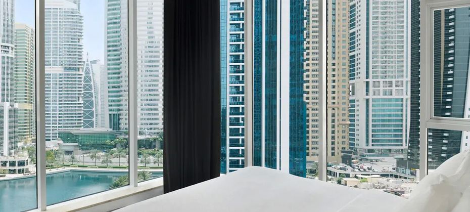 Movenpick Jumeirah Lakes Towers