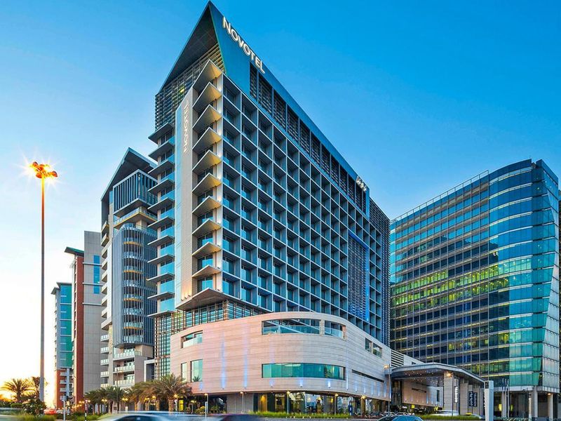 Novotel Abu Dhabi Al Bustan 4*