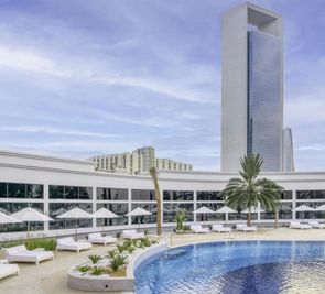 Radisson Blu Abu Dhabi Corniche (ex Hilton)