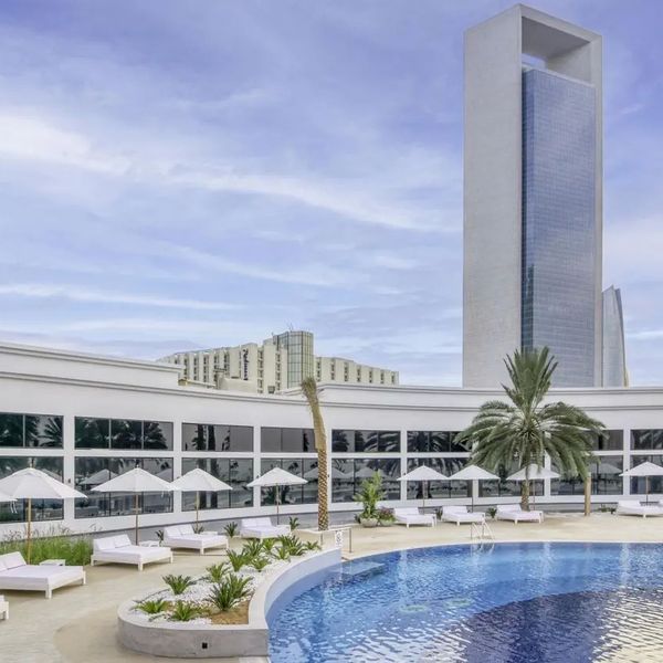 Hotel Radisson Blu Abu Dhabi Corniche (ex Hilton)