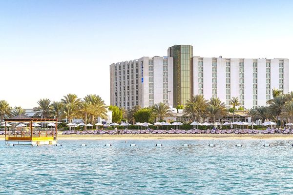 Radisson Blu Abu Dhabi Corniche (ex Hilton)
