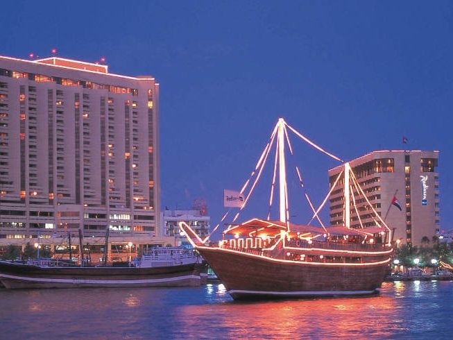 Radisson Blu Deira Creek 5*