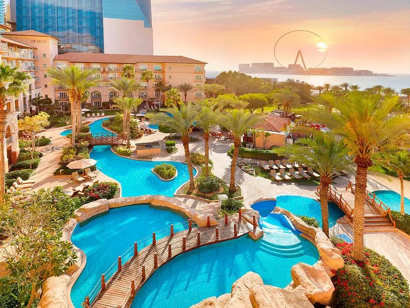 Ritz Carlton Dubai Jumeirach Beach 5*