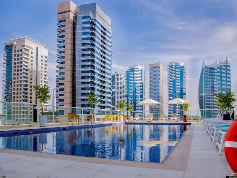 Royal Regency Suites