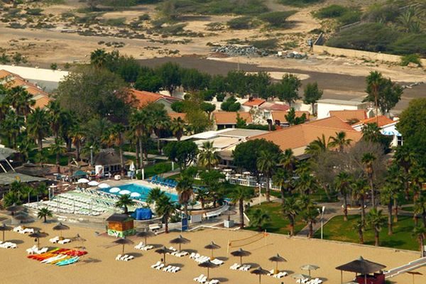 Sandy Beach & Resort