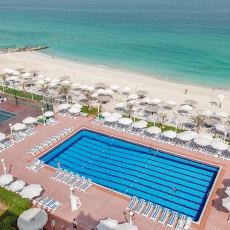 Sharjah Carlton – 2025-12-12 - Zdjęcie 2