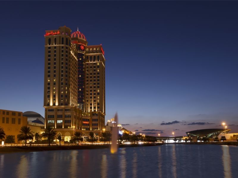 Sheraton Mall Of The Emirates 5*