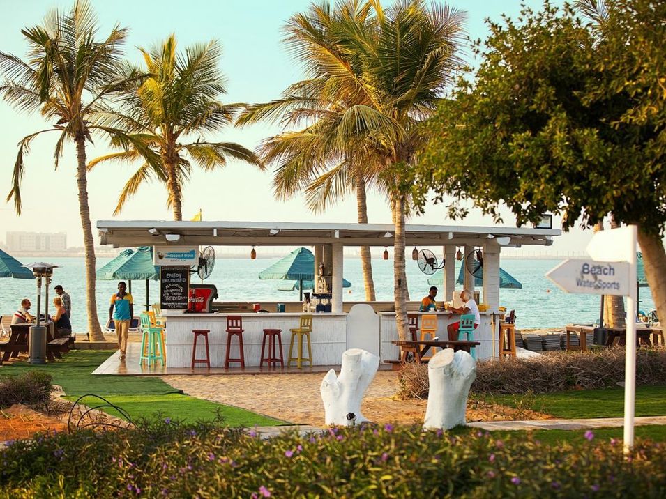 beach bar