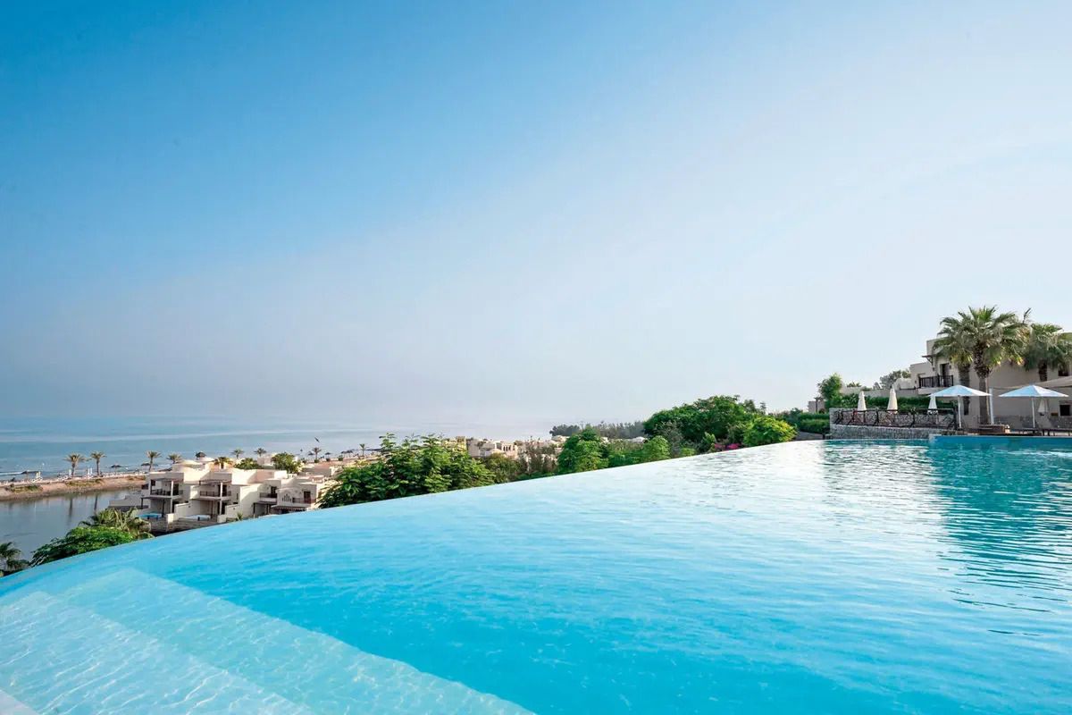 The Cove Rotana Resort - basen