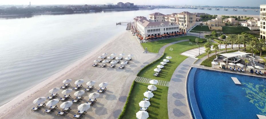 The Ritz Carlton Abu Dhabi Grand Canal