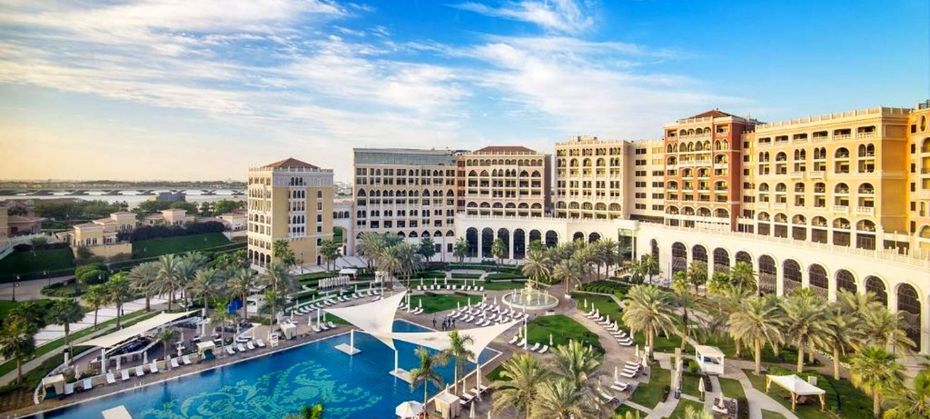 The Ritz Carlton Abu Dhabi Grand Canal