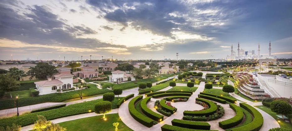 The Ritz Carlton Abu Dhabi Grand Canal