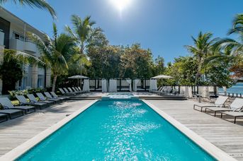 Emotions Beach Resort
