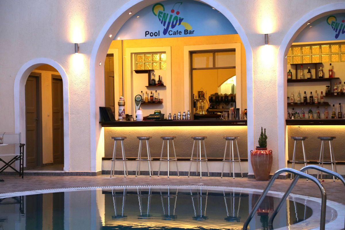 drink bar