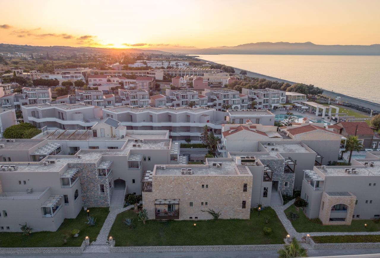 budynek główny, plaża