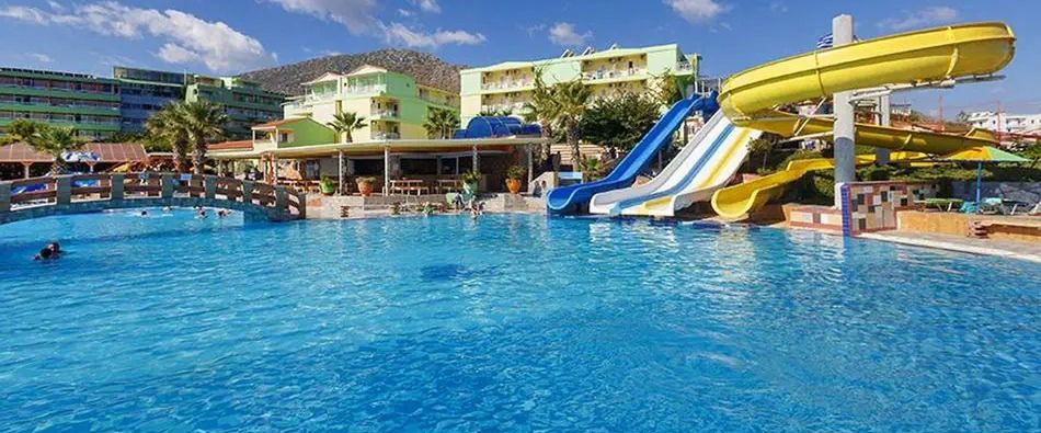 basen, aquapark, zjeżdżalnia