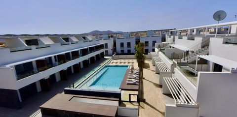 obiekt, teren hotelu, basen