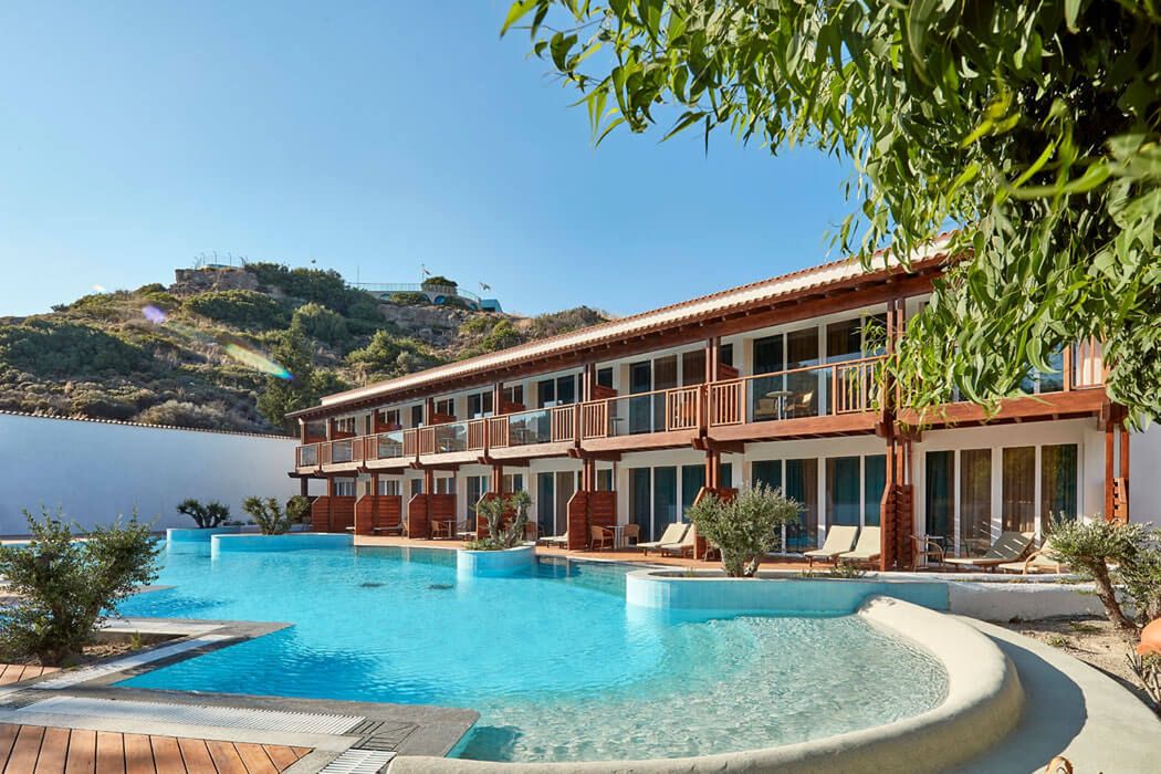 obiekt, teren hotelu, basen