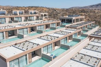 Este Elegant Suites & Villas