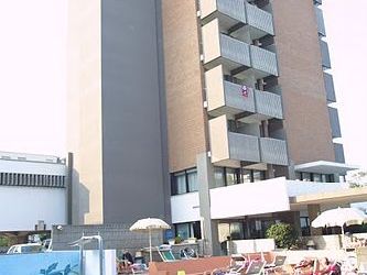 Eur(h)otel