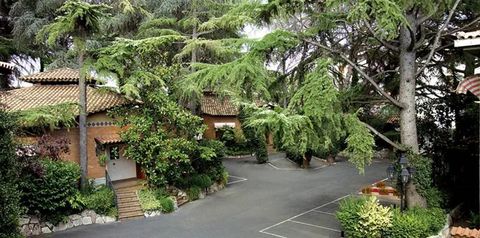 obiekt, teren hotelu