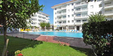 basen, teren hotelu, obiekt