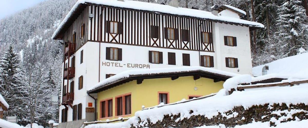 obiekt, budynek główny, teren hotelu
