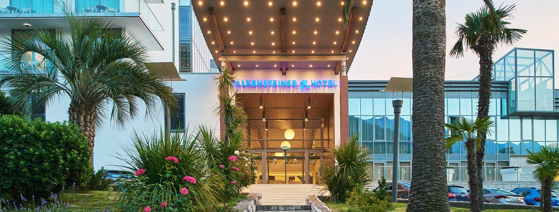 obiekt, budynek główny, teren hotelu