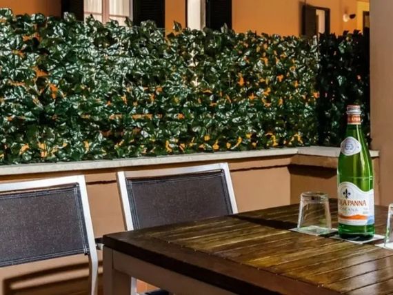 balkon / taras, teren hotelu