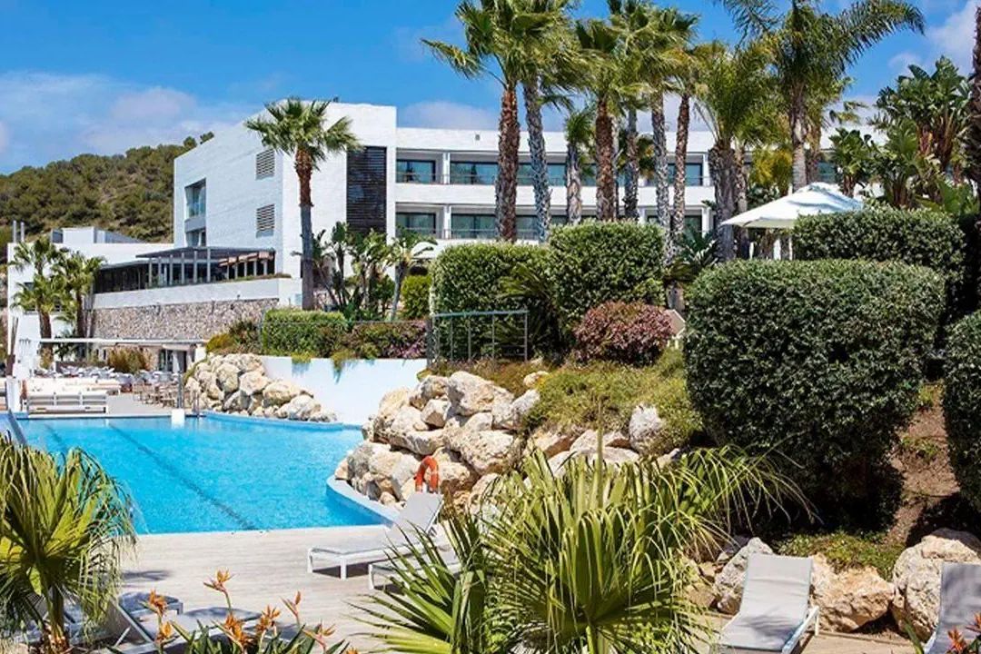 obiekt, teren hotelu, basen
