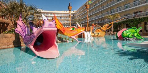 basen, zjeżdżalnia, brodzik